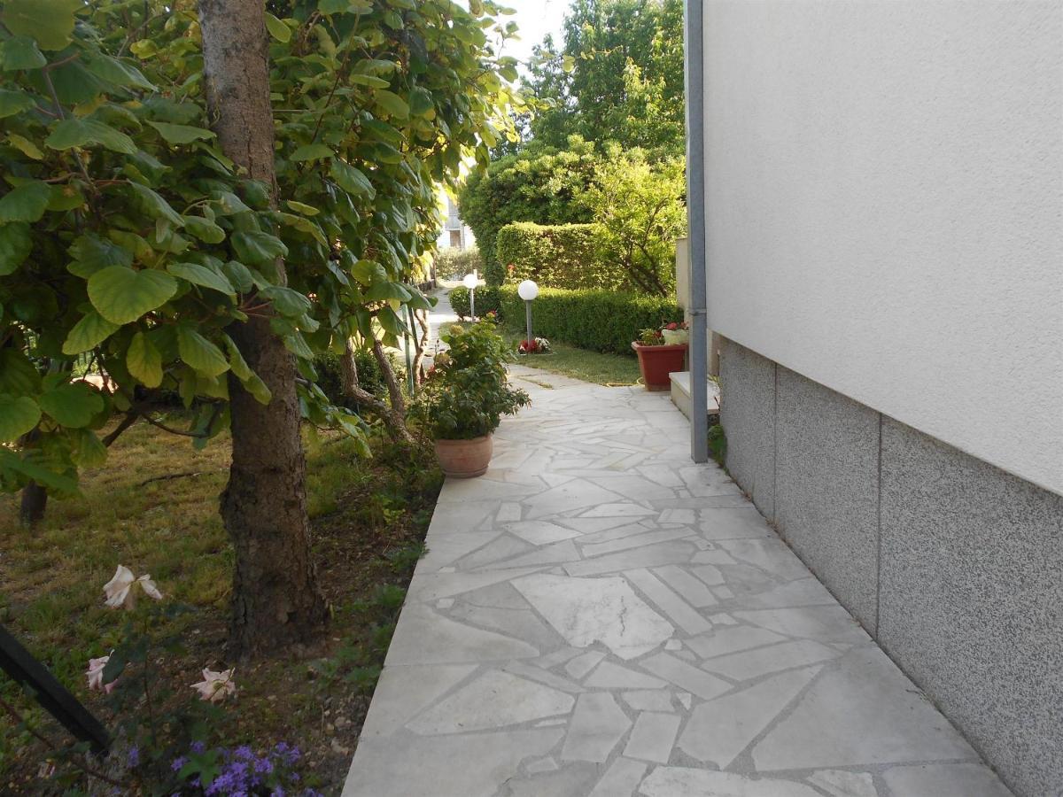 Apartment Cherry Kaštela Zewnętrze zdjęcie