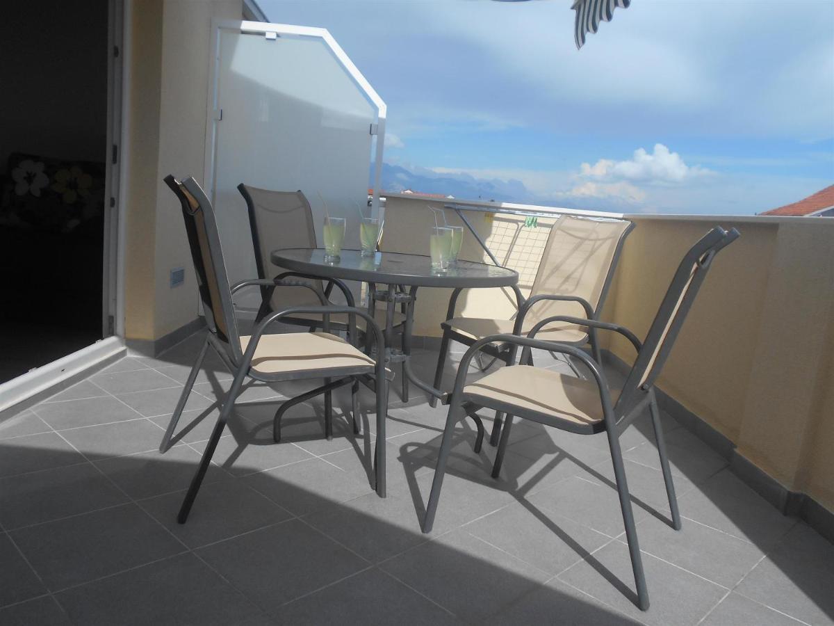 Apartment Cherry Kaštela Zewnętrze zdjęcie