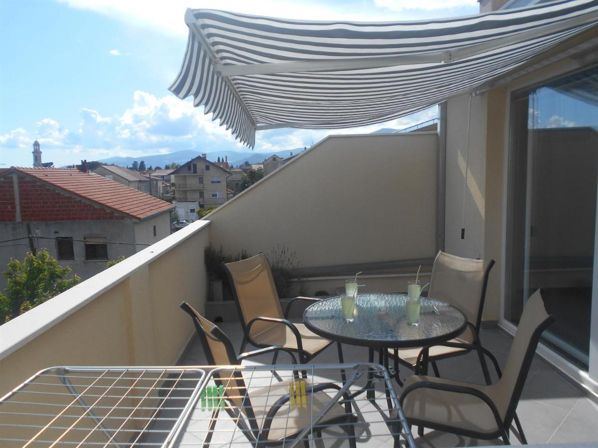 Apartment Cherry Kaštela Zewnętrze zdjęcie